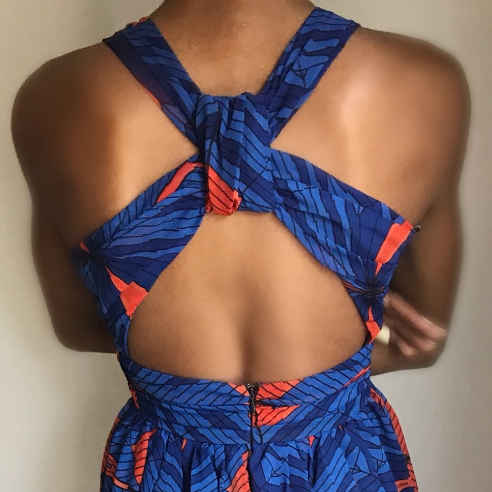 Dress - Picture 3 of 6